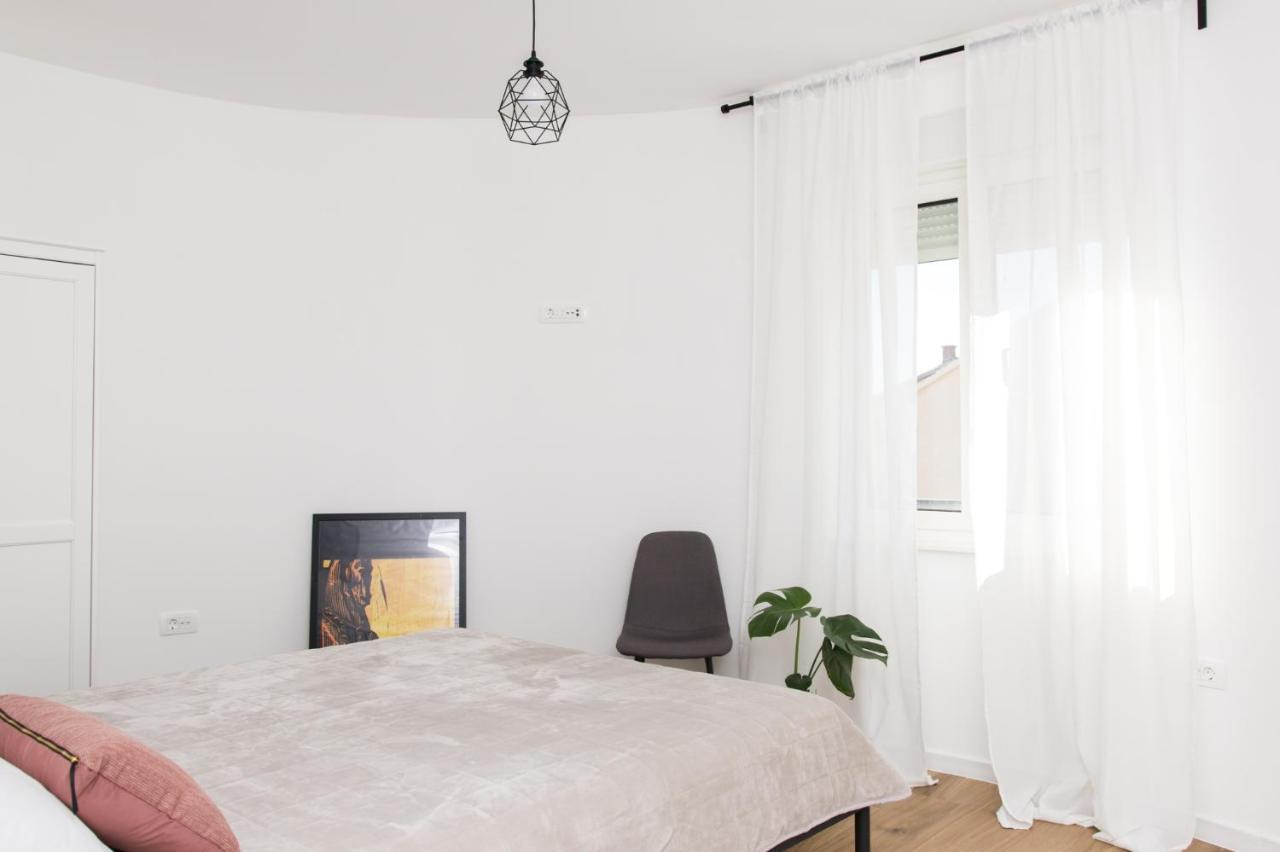 Central Rooms Sibenik Exterior photo